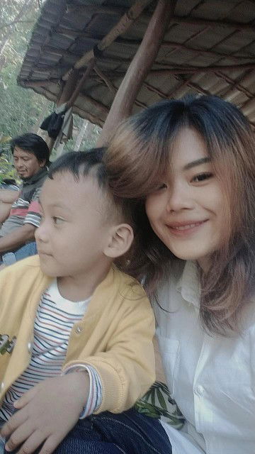 sefia ayu wulandari profile icon