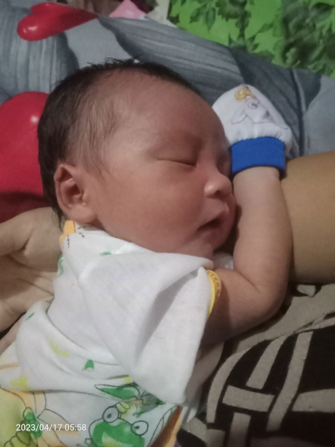 neng Kurniawati profile icon