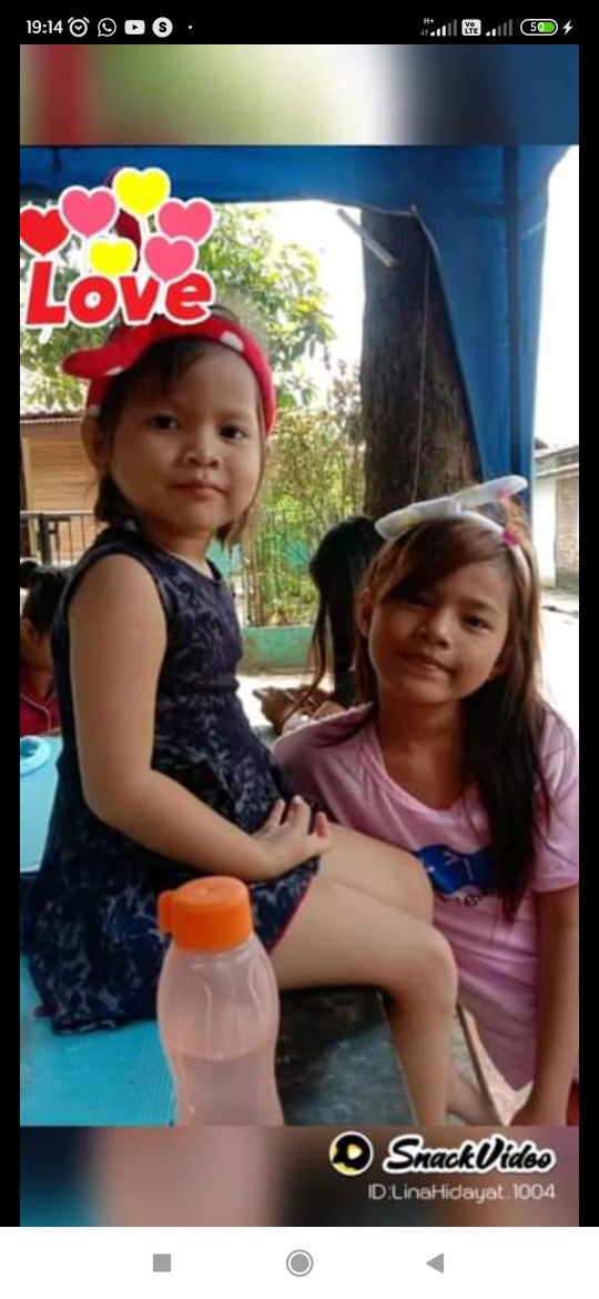 Herlinawati (Anaknya apih tovix) profile icon