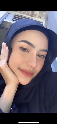 Sri Ayuni profile icon