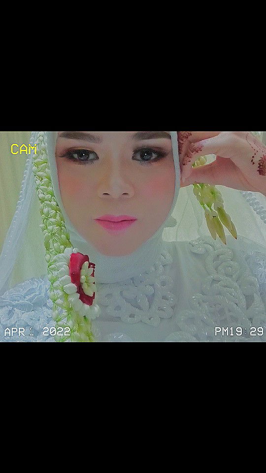 Tri Diana profile icon