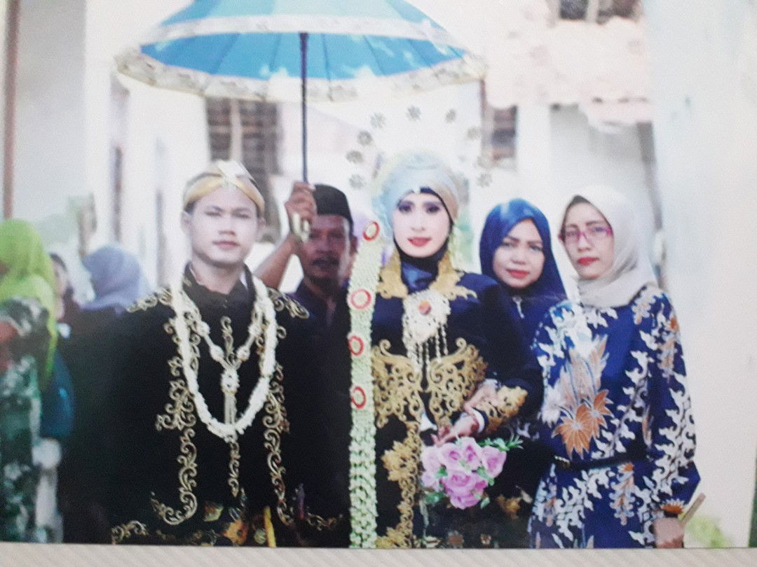 nur hidayah profile icon