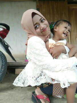 mawar sari profile icon