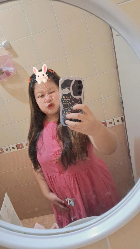 แอม มี่. profile icon