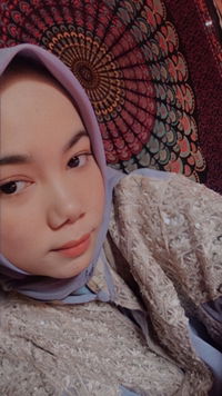 Elly Safitri profile icon