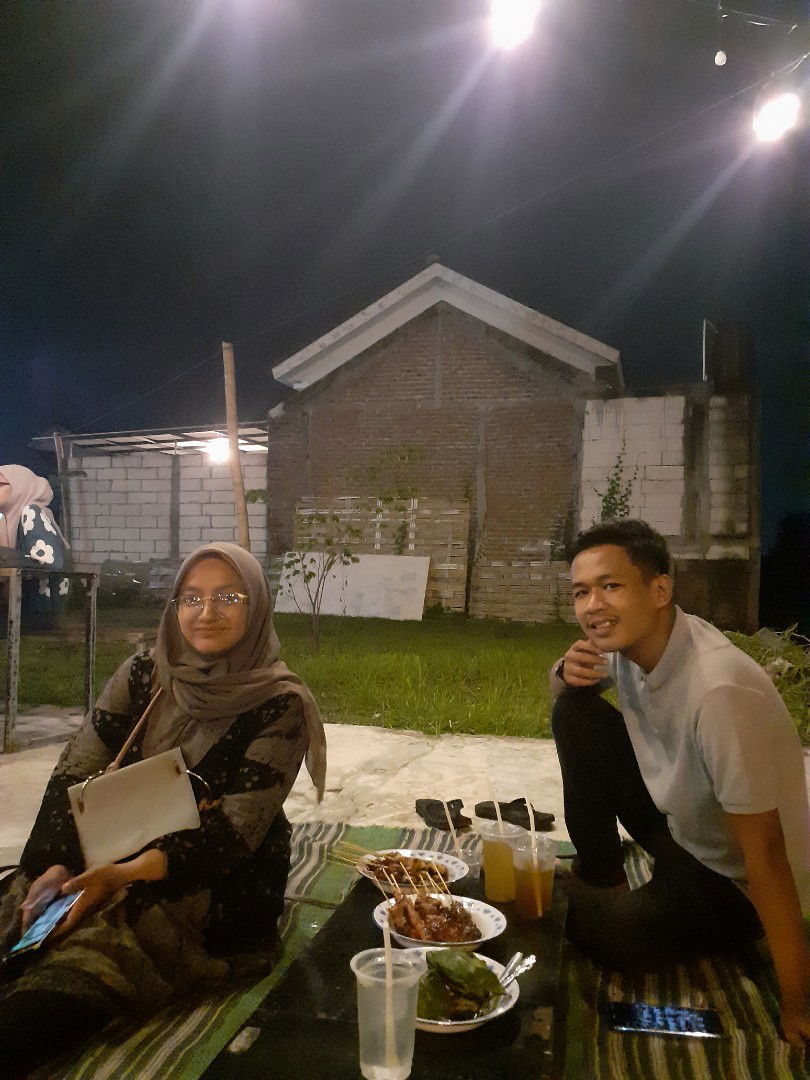 Dina Izzatul Maulidah profile icon