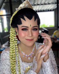 Apriliani Riska Dewi profile icon