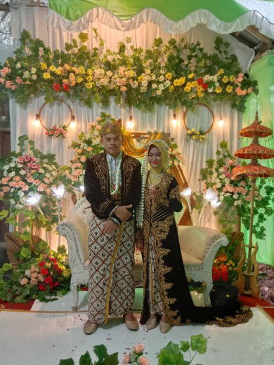 Dedek Kociek profile icon