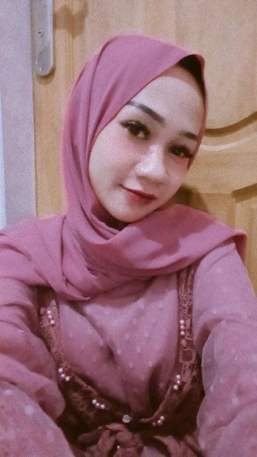 Ririn Ariyani profile icon