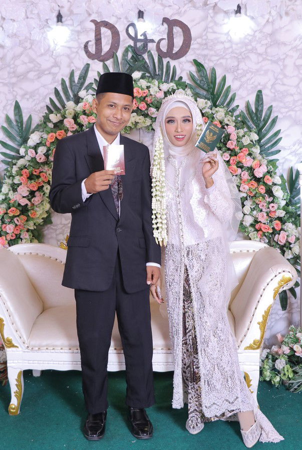 Dewi Wiranti profile icon