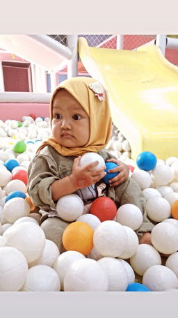 Eva Latifah profile icon