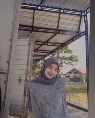 Fatmi Zulfiani profile icon