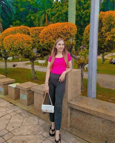 Mekk Sofea profile icon