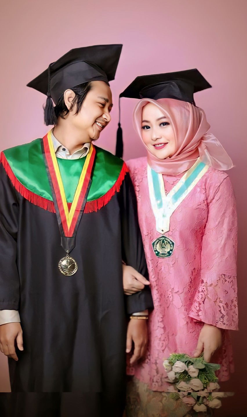 Eli Ratnasari profile icon