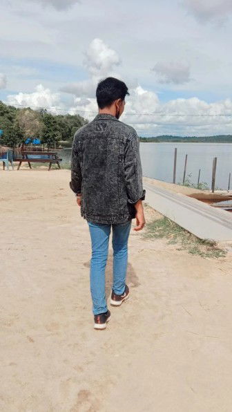 TRI KUSWARI profile icon