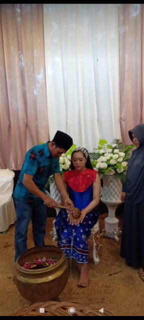 Dina setiawati profile icon