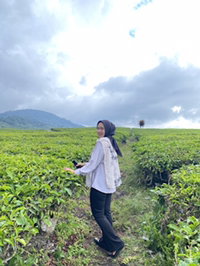 Yolly Fitra Utami profile icon