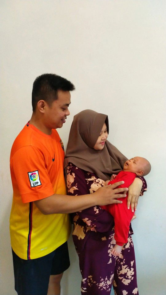 Vieke Ivone Pakasi profile icon