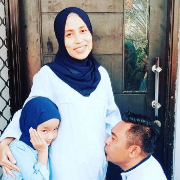 Laily Iqli profile icon