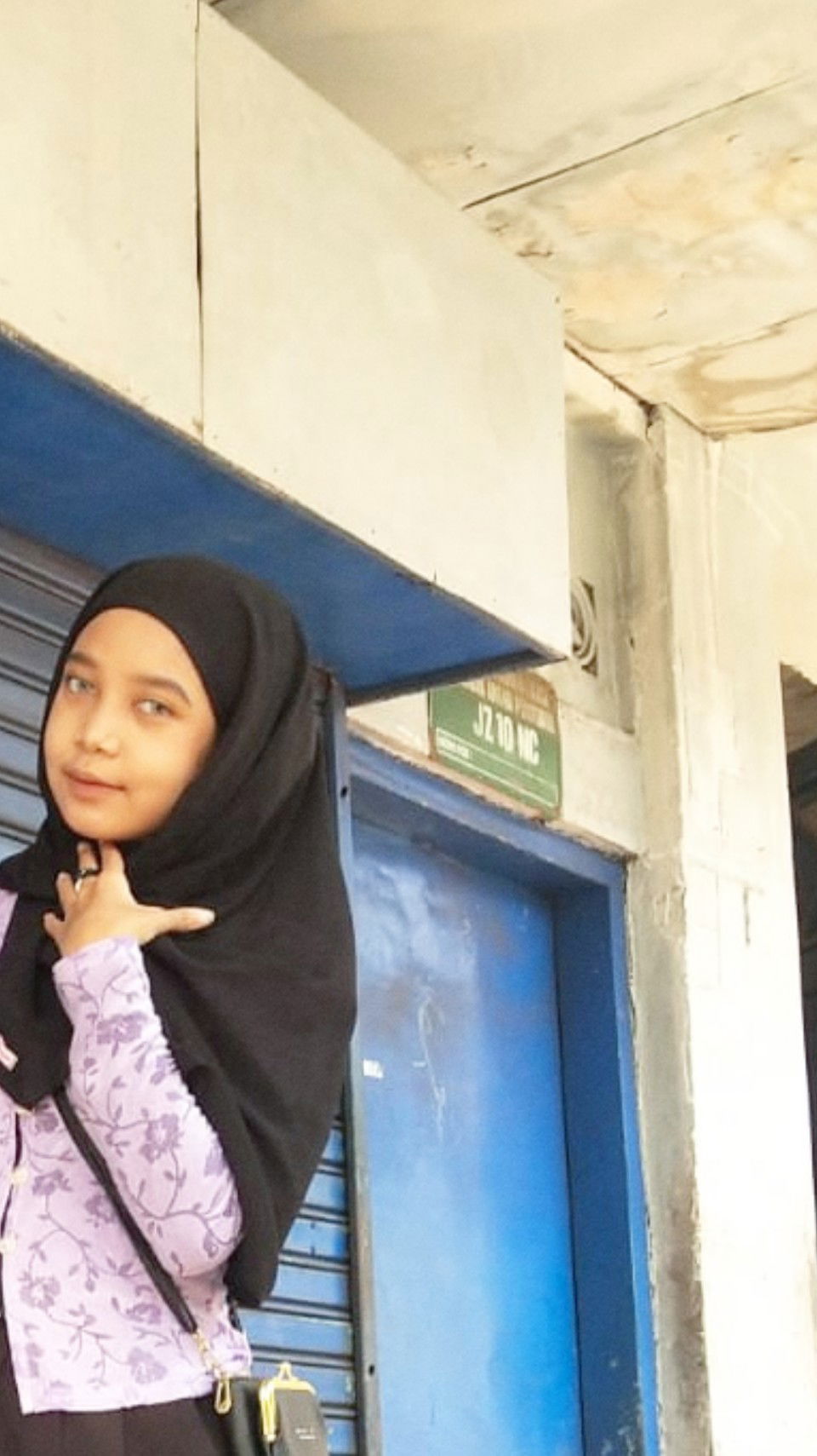 adisty aulia profile icon