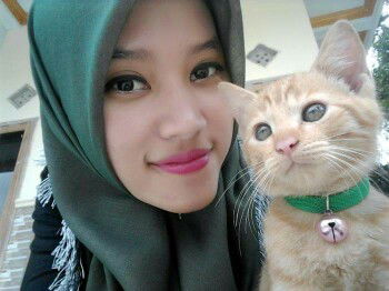 Riza Aina Harmonisya profile icon