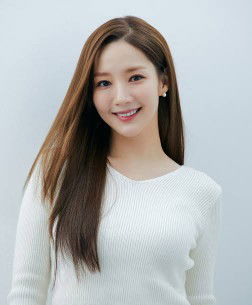 Park Min Young profile icon
