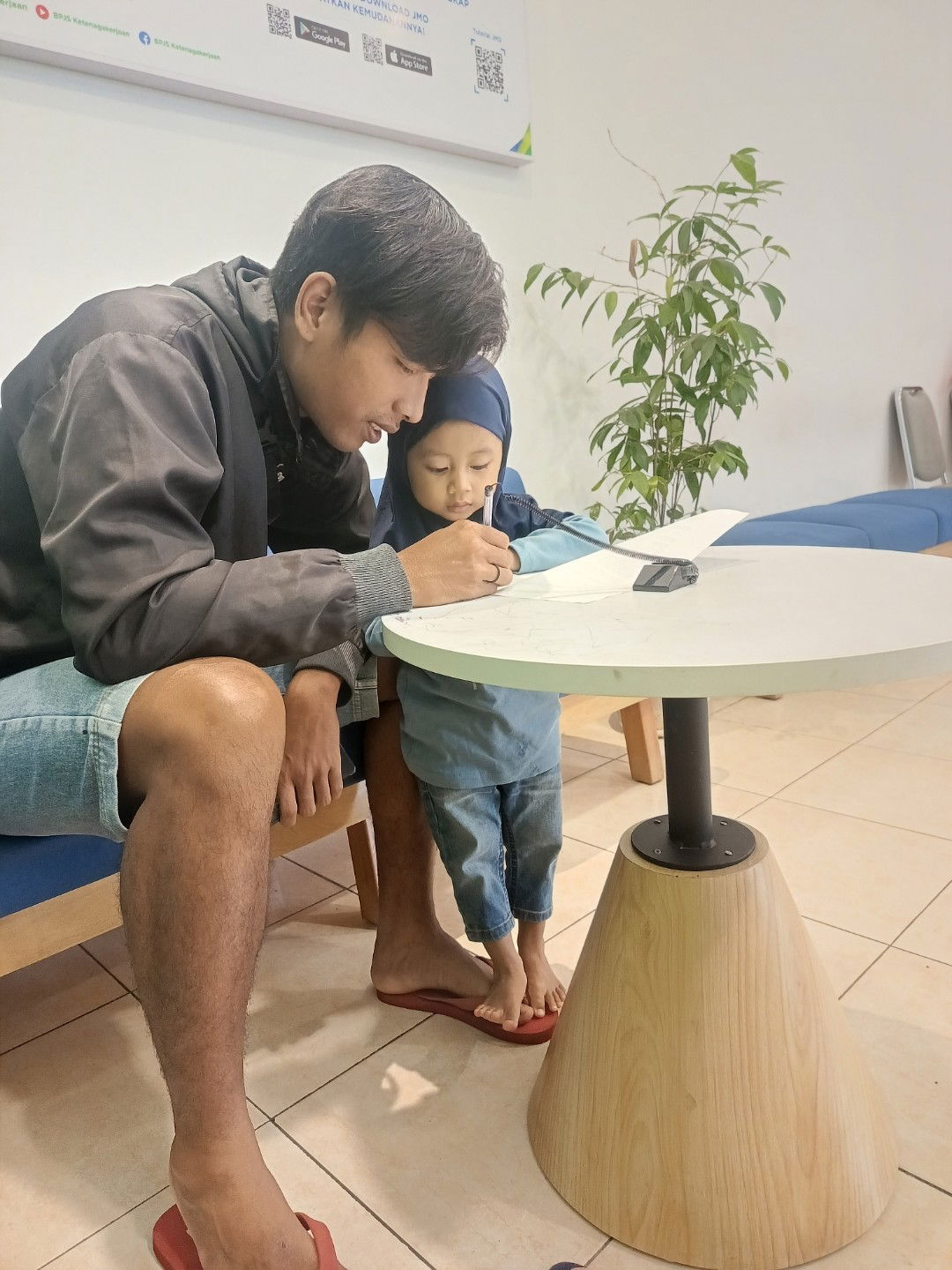 Shiffa khoirun nafis profile icon