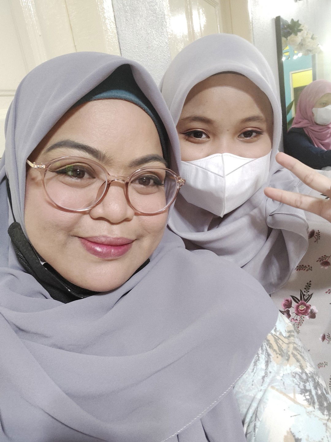 hawa omar profile icon