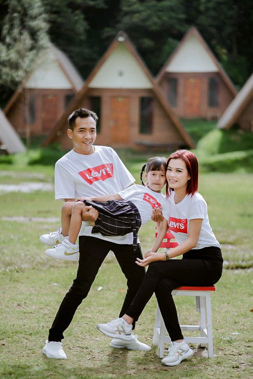 Oni Anggraini profile icon