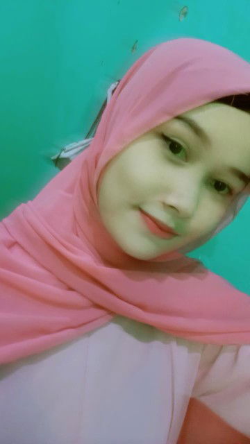 Siti Nurhasanah profile icon