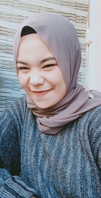 aryanti sari profile icon