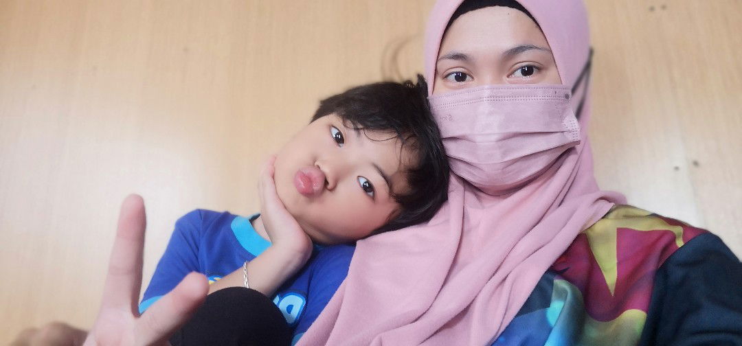 Nur Ainyanna Fathiya profile icon