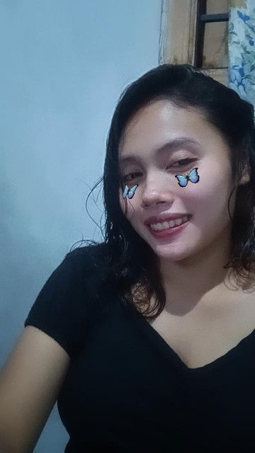 Vhii Ana profile icon