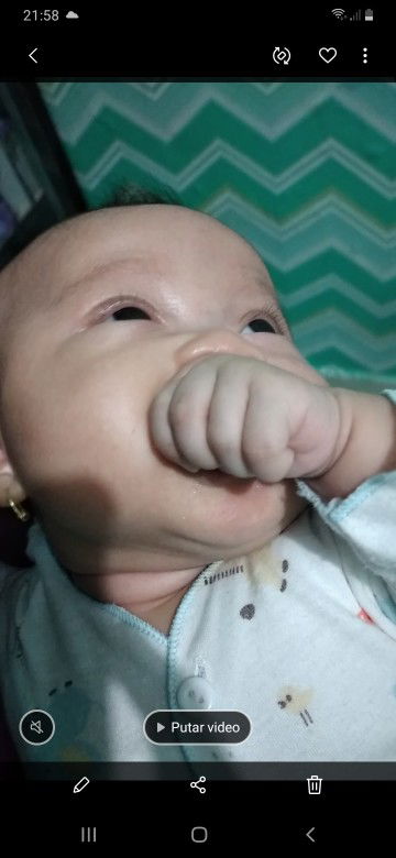 Apa perlu dikasih empeng?!