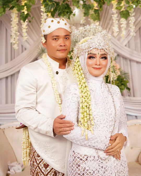 Novi Andhera profile icon