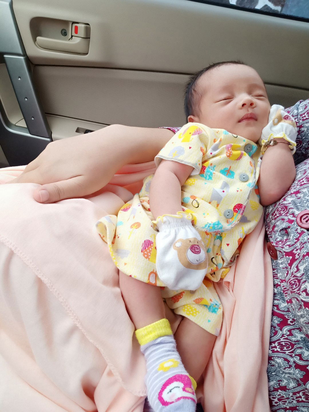 Cerita melahirkanku?