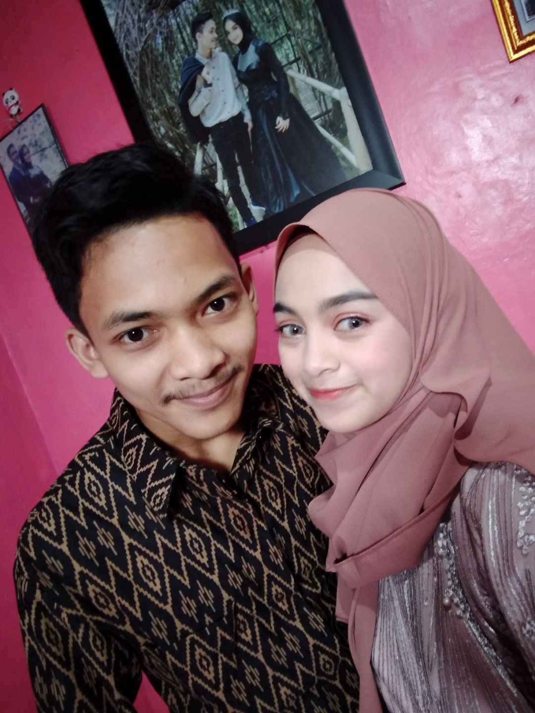 Intan Pratiwi profile icon