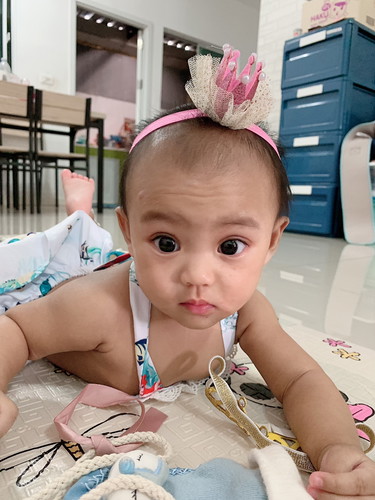 7 เดือน ลูกไม่นั่ง