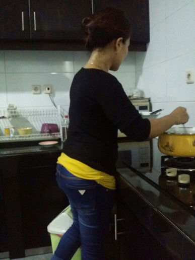 Santi y profile icon