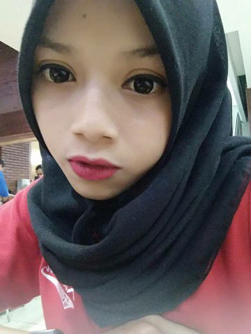 Yunara Putri profile icon