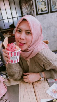 Elsa Yusro profile icon