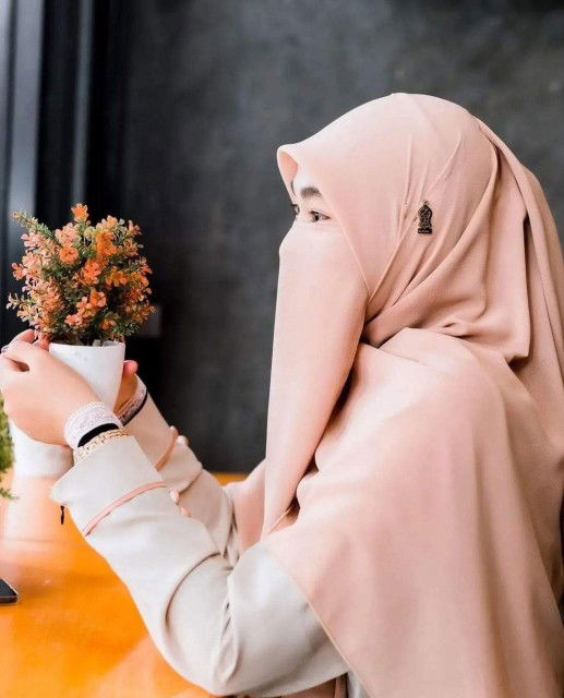 Faten Dayana profile icon