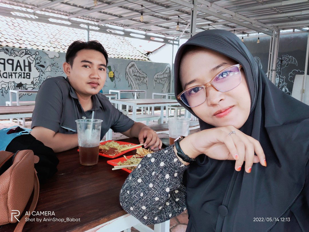 Intan Nur Khoiriah profile icon