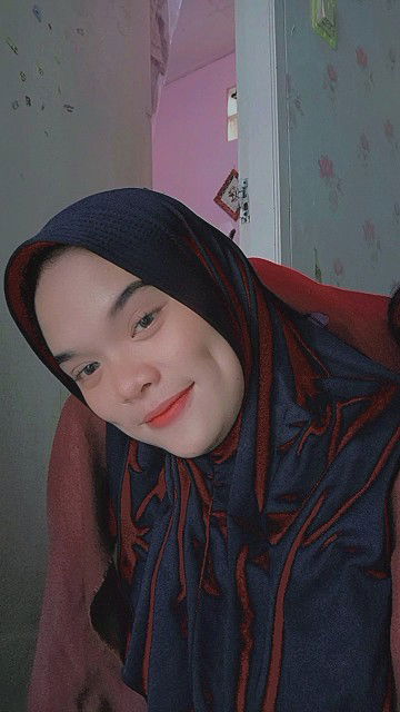 Nadiaa Safnaa profile icon