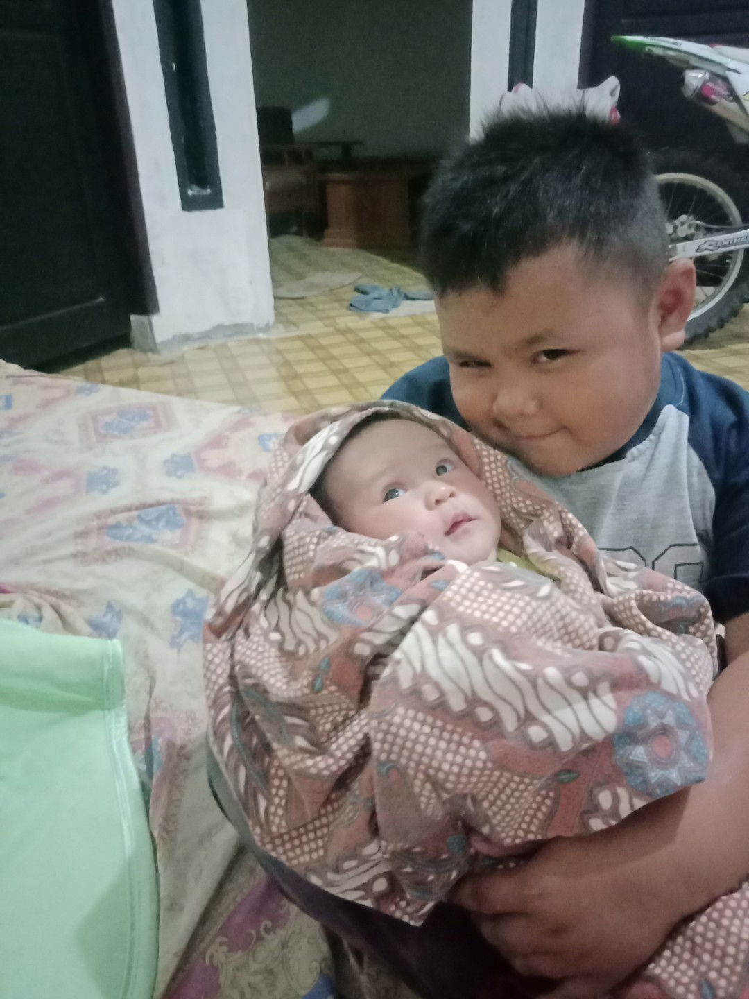 Moza Djakatara profile icon