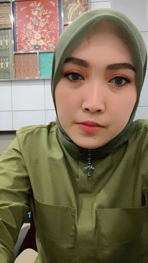 Selvi Julianum profile icon