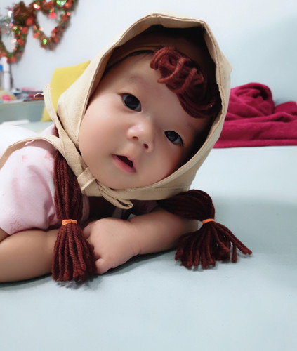 แม่ๆมีลูกสาวเห่อแต่งตัวเหมือนเราไม๊เอ่ย?