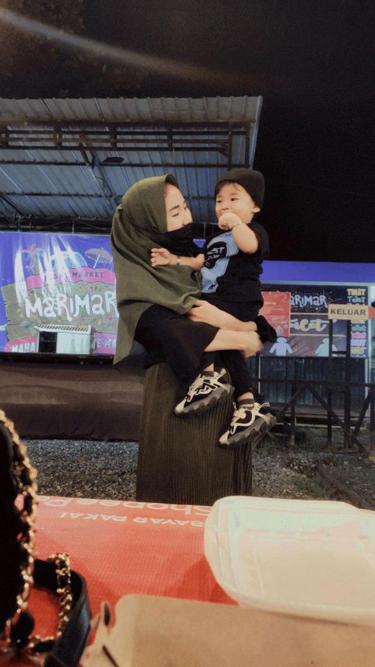 ayu putri adhistiana profile icon