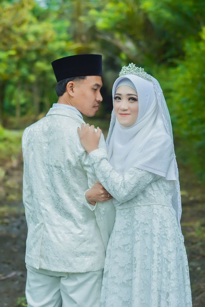 Ira Furianti profile icon