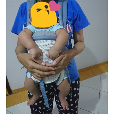 cara menggendong bayi 2 bulan